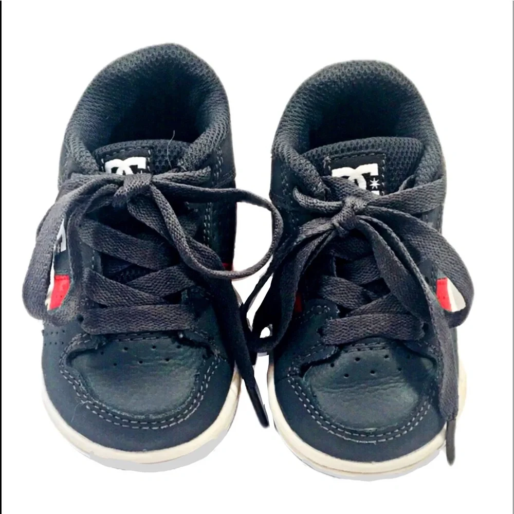 DC Toddler Gray/Red Leather Sneakers Size 5T